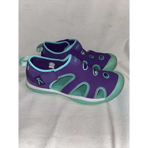 Keen Stingray Sandals Girls Size 5 Purple Waterproof Hook Loop hike EUC - Picture 1 of 7